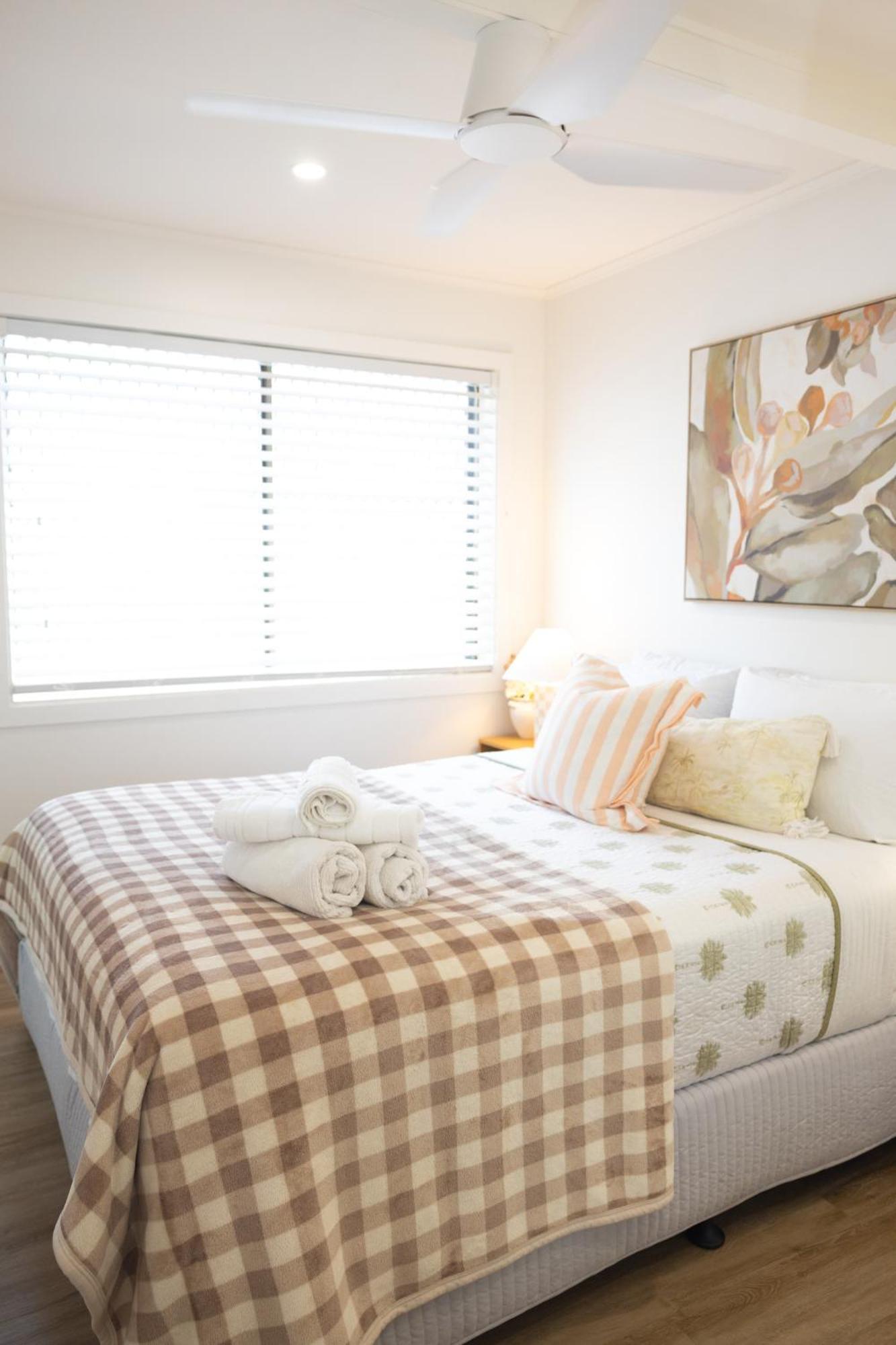 Comfortable Beach Home Scarborough Exterior foto